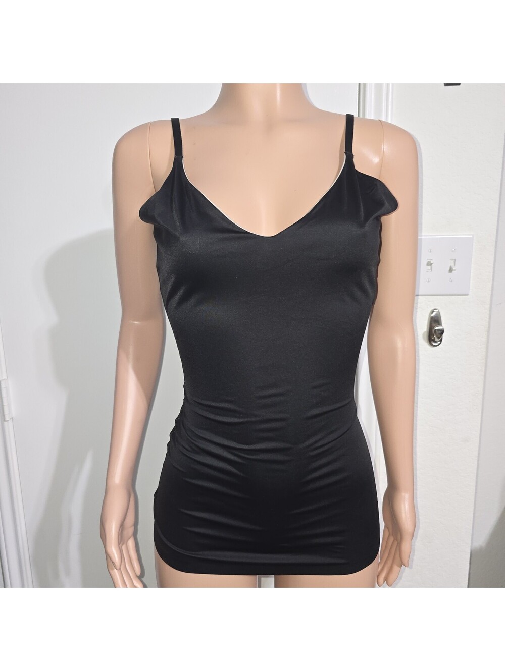 Black & Beige Reversible Tank Top Shaping Cami Shapewear Sz M Tummy Control Long